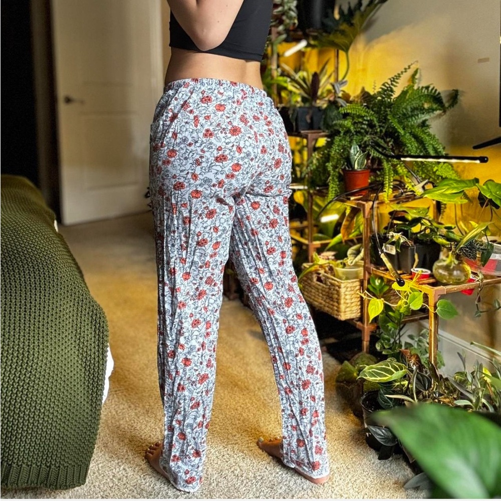 Floral Print Pajama Pants - Gray and Red